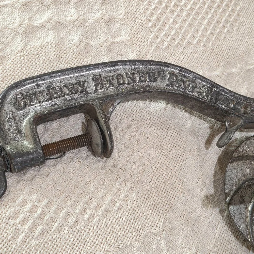Antique Enterprise Cherry Stoner No 118 Philadelphia PA  USA 1917 Pat Cast Iron